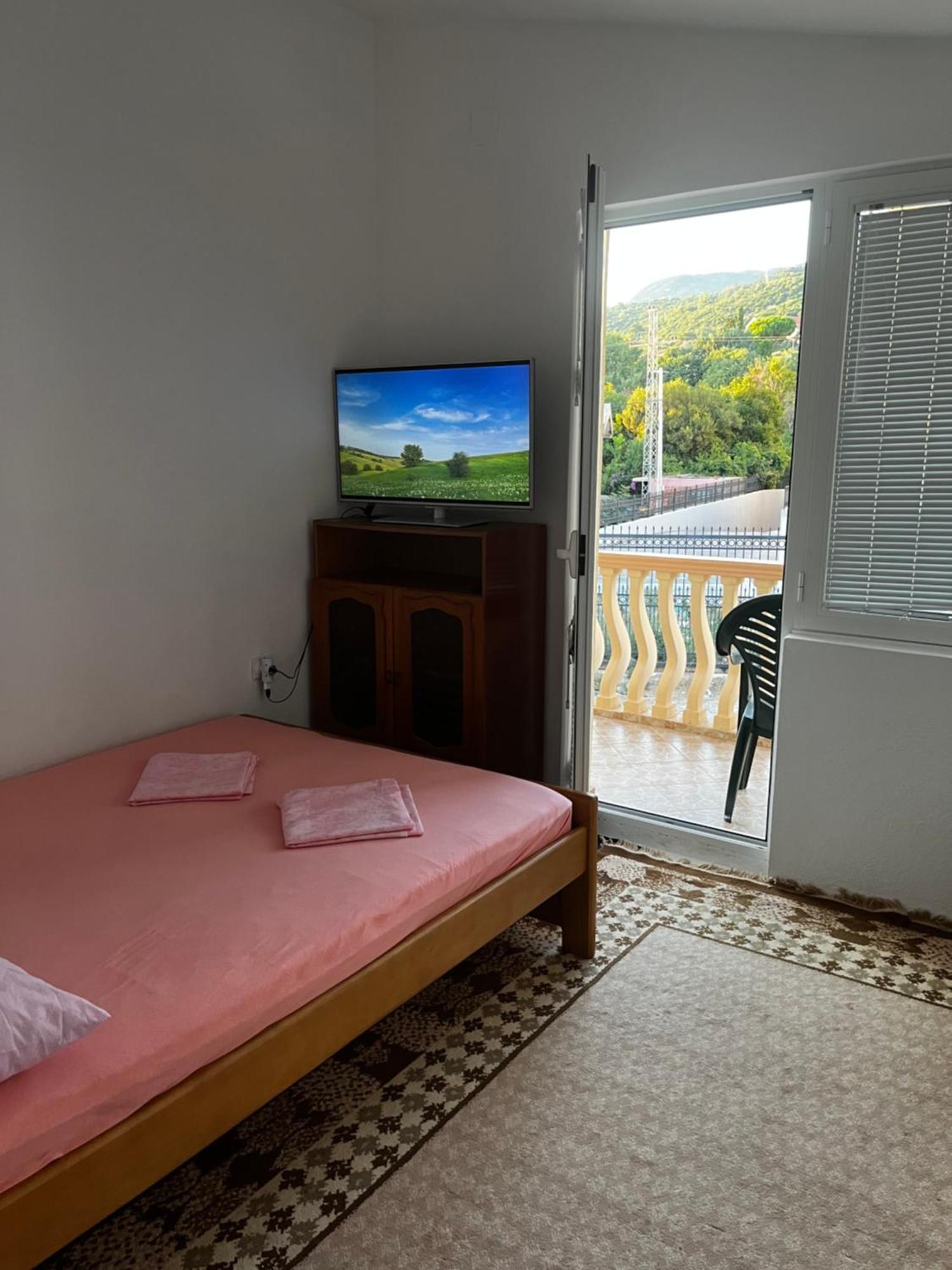 Planet Rooms Dobra Voda Dış mekan fotoğraf